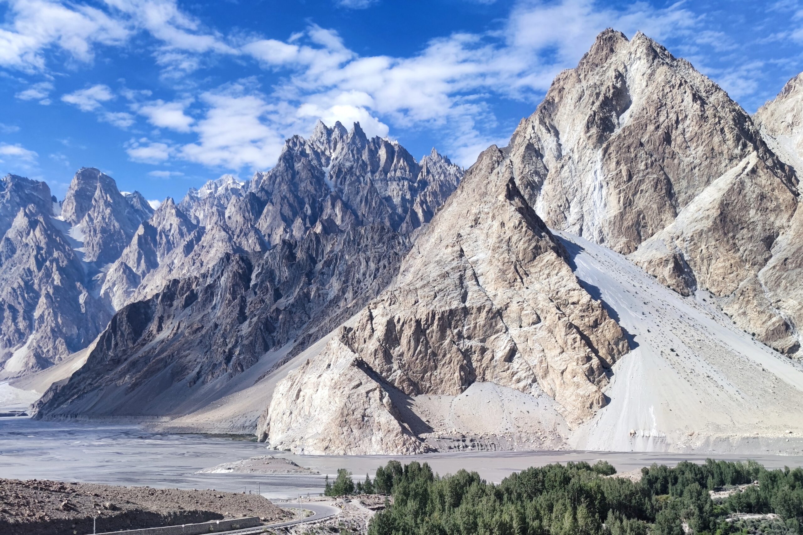 North Pakistan Explore Hunza Valley; Passu, Passu scones